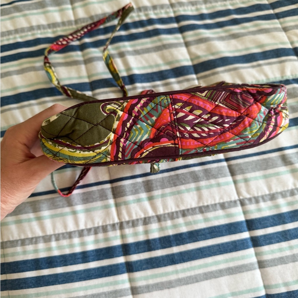 $5 ADD ON Vera Bradley Crossbody Bag - Picture 3 of 4